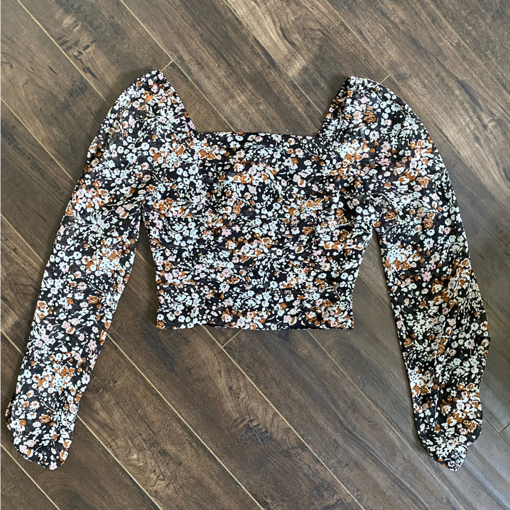 Lulus Floral Ruched Long Sleeve Top